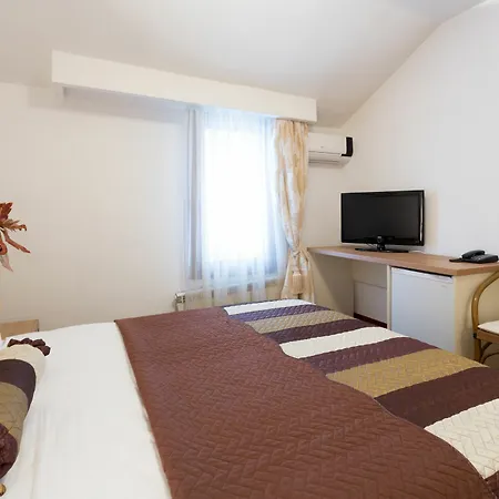 Hotel Garni Family Belgrade