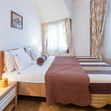 Garni Family Hotel 3*