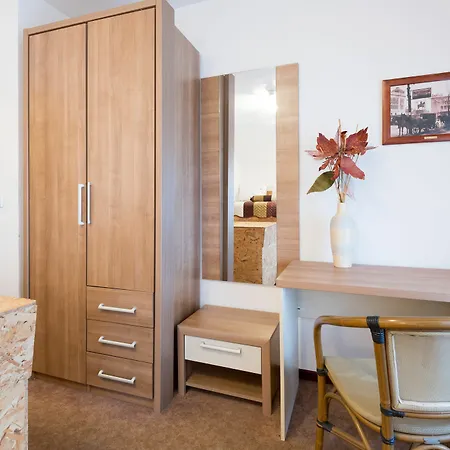 Garni Family Hotel 3*