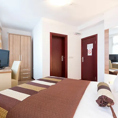 Hotel Garni Family Belgrade
